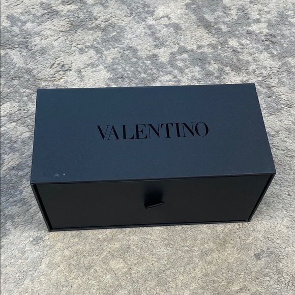 New Valentino VIII VLS102-C Burgundy Red Cat Eye Sunglasses main image 10